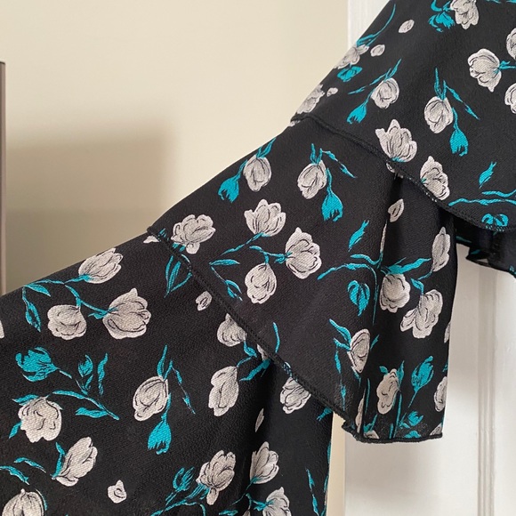 ASOS garden party ruffle sleeve blouse - Picture 3 of 3